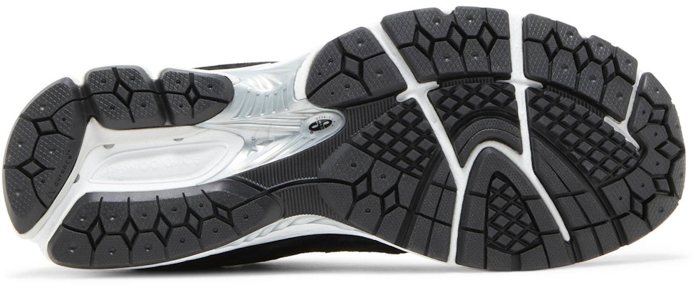 New Balance 2002R 'Black' M2002RJB Shop New Balance 2002R 'Black' M2002RJB