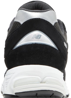 New Balance 2002R 'Black' M2002RJB Sizing New Balance 2002R 'Black' M2002RJB