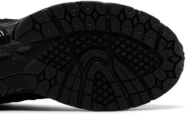 New Balance 2002R 'Kucing Hitam' U2002RBL Sizing New Balance 2002R 'Kucing Hitam' U2002RBL