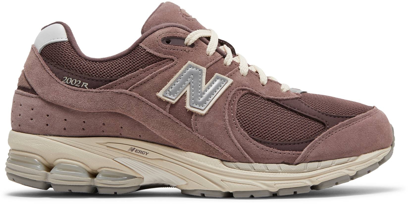 new-balance-2002-r-black-fig