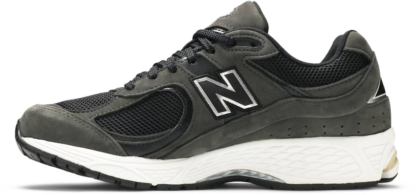 New Balance 2002R 'Black Grey' ML2002RB Lookbook New Balance 2002R 'Black Grey' ML2002RB