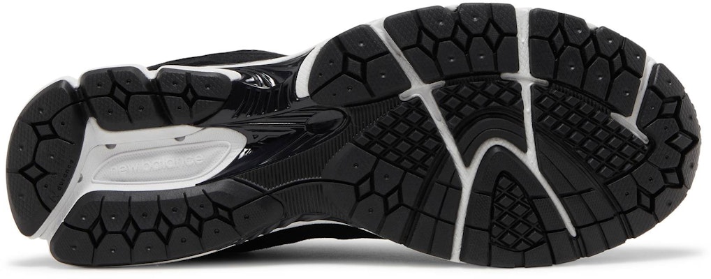 New Balance 2002R 'Hitam Gunmetal' M2002RBK Shop New Balance 2002R 'Hitam Gunmetal' M2002RBK