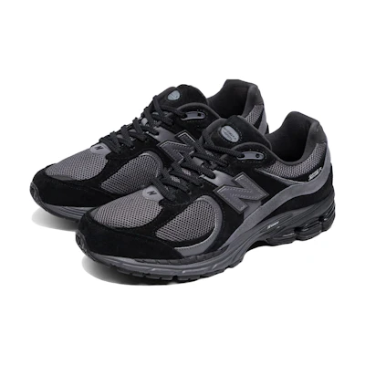 NB 2002R 'Black Magnet'