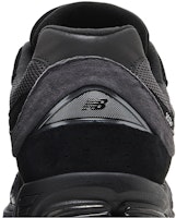 Sizing New Balance 2002R 'Black Magnet' M2002RBL