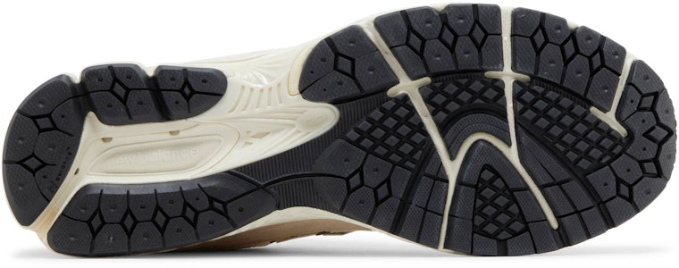 ニューバランス 2002R 「カームトープ」 M2002RCC Shop ニューバランス 2002R 「カームトープ」 M2002RCC