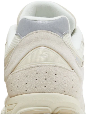 New Balance 2002R 'Calm Taupe' Beige Calmado M2002RCC 1