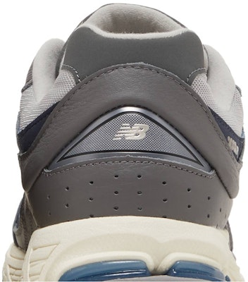 New Balance 2002R 'Castlerock Gold Metallic' M2002RHP Sizing New Balance 2002R 'Castlerock Gold Metallic' M2002RHP