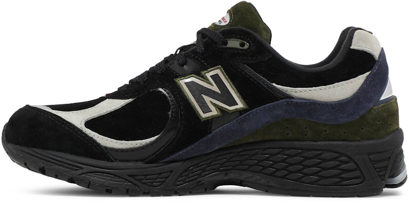 New Balance 2002R 'Chinese New Year - Year Of The Ox' ML2002R9 Lookbook New Balance 2002R 'Chinese New Year - Year Of The Ox' ML2002R9