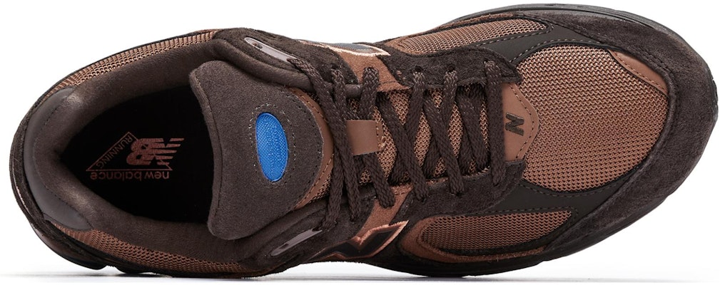 New Balance 2002R 'Chocolate' M2002RBT Lookbook New Balance 2002R 'Chocolate' M2002RBT