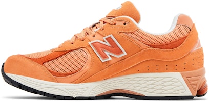 New Balance 2002R 'Tembaga Menawan' M2002RFJ Lookbook New Balance 2002R 'Tembaga Menawan' M2002RFJ