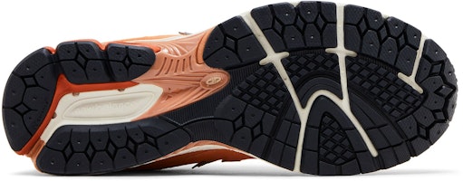 New Balance 2002R 'Tembaga Menawan' M2002RFJ Shop New Balance 2002R 'Tembaga Menawan' M2002RFJ