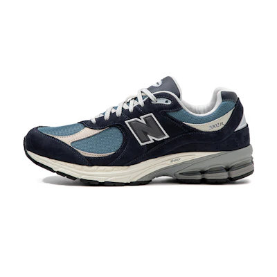 NB 2002R 'Dark Navy'