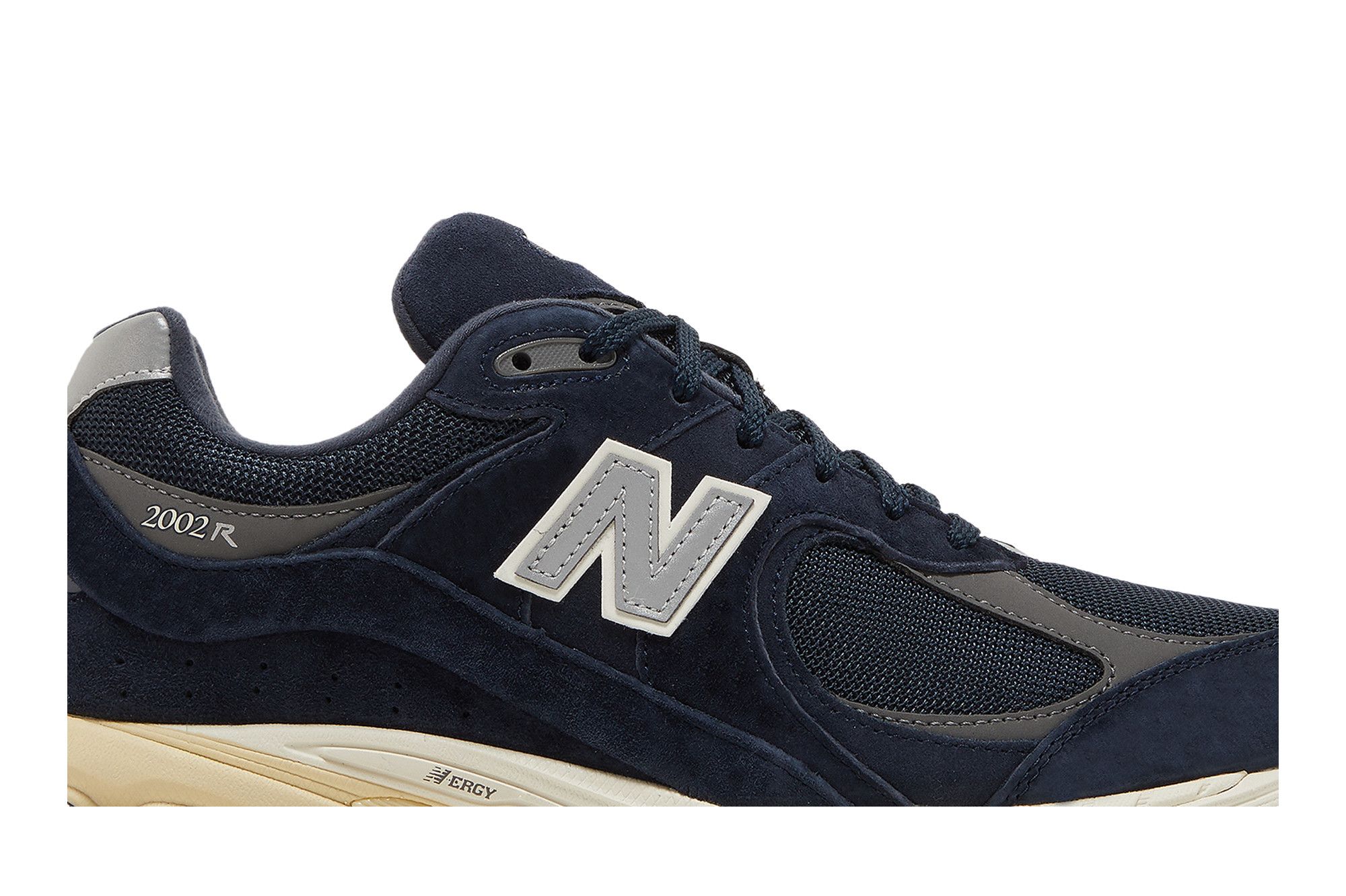 Lookbook New Balance 2002R 'Eclipse Castlerock' M2002RCA