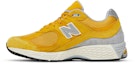 Lookbook 뉴발란스 2002R '계란 노른자' M2002RHT