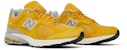 뉴발란스 2002R '계란 노른자' M2002RHT