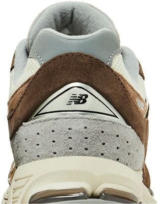 New Balance 2002R 'Emerging Brown Pack' M2002RFZ Sizing New Balance 2002R 'Emerging Brown Pack' M2002RFZ