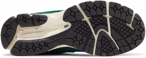 Shop New Balance 2002R『森林綠』M2002RHB