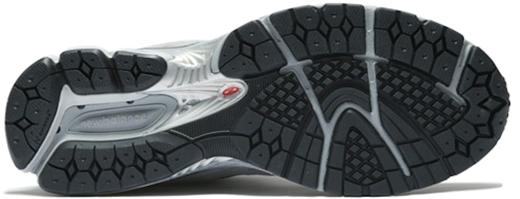 New Balance 2002R 'Gray' M2002RHG-D Shop New Balance 2002R 'Gray' M2002RHG-D