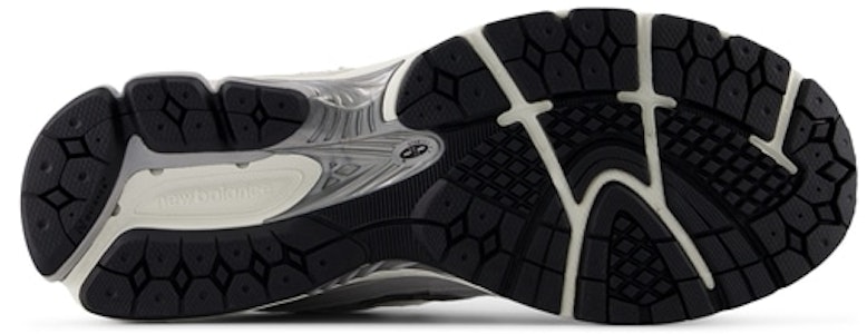 New Balance 2002R 'Abu-abu Perak' M2002RPP-D Shop New Balance 2002R 'Abu-abu Perak' M2002RPP-D