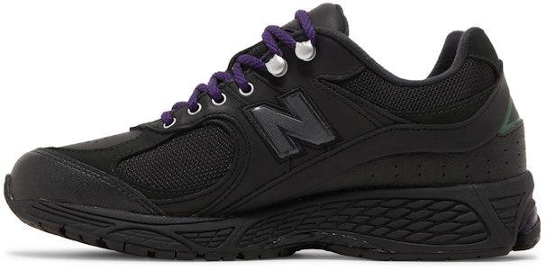 뉴발란스 2002R '하이킹 팩 - 블랙' M2002RWN Lookbook 뉴발란스 2002R '하이킹 팩 - 블랙' M2002RWN