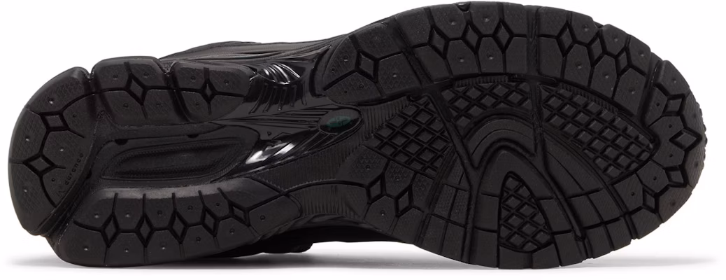 New Balance 2002R 'Hiking Pack - Hitam' M2002RWN Shop New Balance 2002R 'Hiking Pack - Hitam' M2002RWN