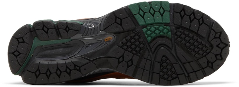 ニューバランス 2002R "ハイキングパック - ブラウン" M2002RWM Shop ニューバランス 2002R "ハイキングパック - ブラウン" M2002RWM