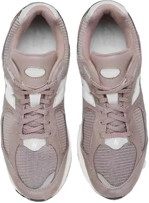 New Balance 2002R 'Latte' Sepatu Sneakers Pria Wanita Terbaru M2002RF1 Lookbook New Balance 2002R 'Latte' Sepatu Sneakers Pria Wanita Terbaru M2002RF1
