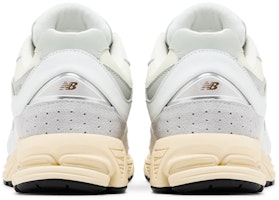 New Balance 2002R 'Leather Pack - Putih Emas' M2002RIA Details for New Balance 2002R 'Leather Pack - Putih Emas' M2002RIA