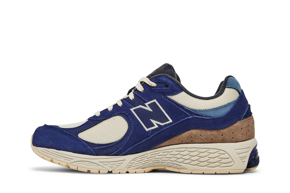 New Balance 2002R 'Navy Cream' M2002RG