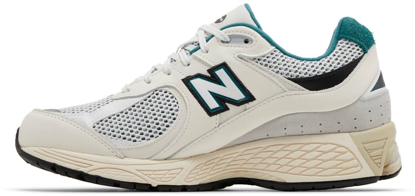 New Balance 2002R 'Nightwatch Green' M2002RVD Lookbook New Balance 2002R 'Nightwatch Green' M2002RVD
