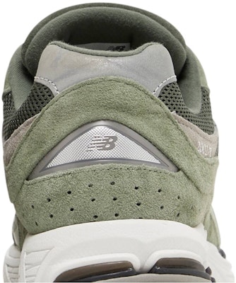 New Balance 2002R 'Norway Spruce' M2002RG1 Sizing New Balance 2002R 'Norway Spruce' M2002RG1