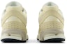 Sizing New Balance 2002R 'Putih Pudar' M2002RFI-D