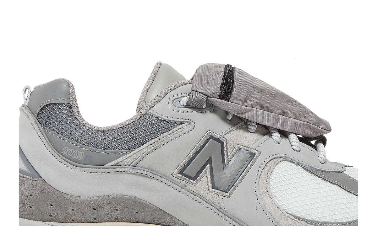 New Balance 2002R 'Pouch - Summer Fog' M2002RVC