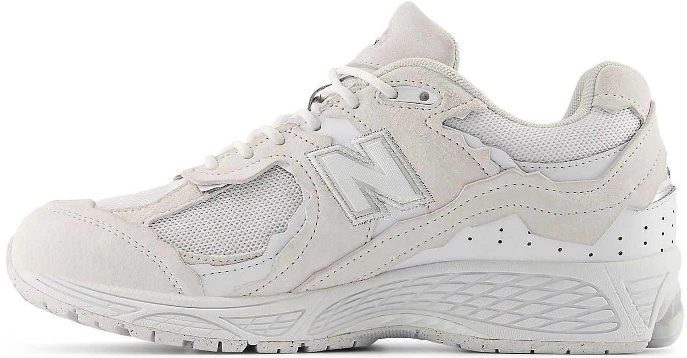 new-balance-2002-r-protection-pack-white-u2002-dxa