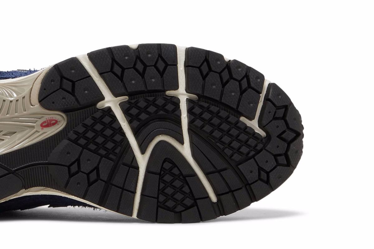 New Balance 2002R 'Protection Pack - Navy' M2002RDK