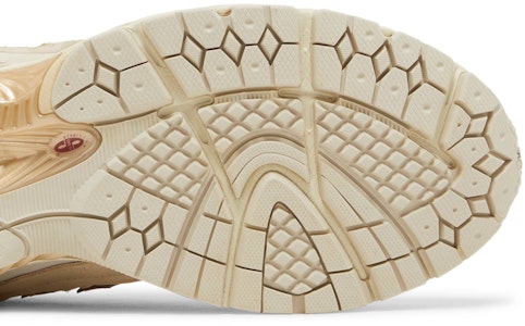 뉴발란스 2002R '프로텍션 팩 - 샌드스톤' M2002RDQ Purchase 뉴발란스 2002R '프로텍션 팩 - 샌드스톤' M2002RDQ