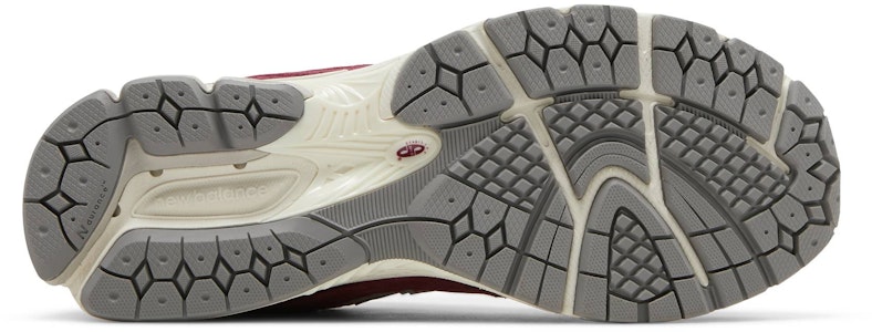 ニューバランス 2002R "レッドワイン" M2002RHA Shop ニューバランス 2002R "レッドワイン" M2002RHA