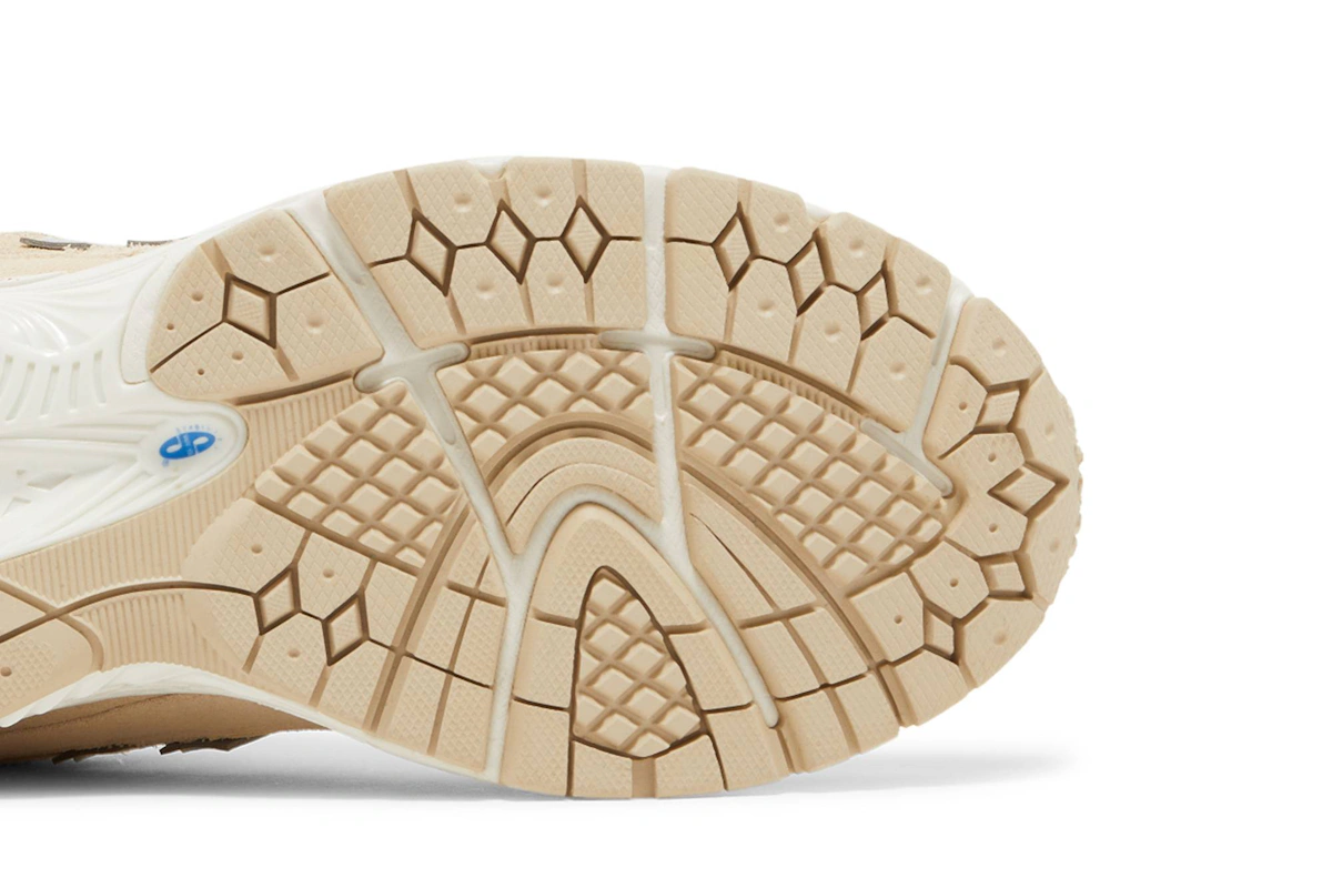 New Balance 2002R 'Sandstone' M2002RSC