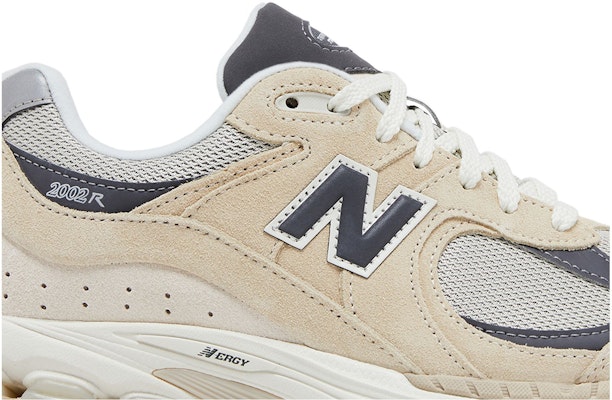 New Balance 2002R ''Magnete Arenaria'' M2002RFA Order New Balance 2002R ''Magnete Arenaria'' M2002RFA