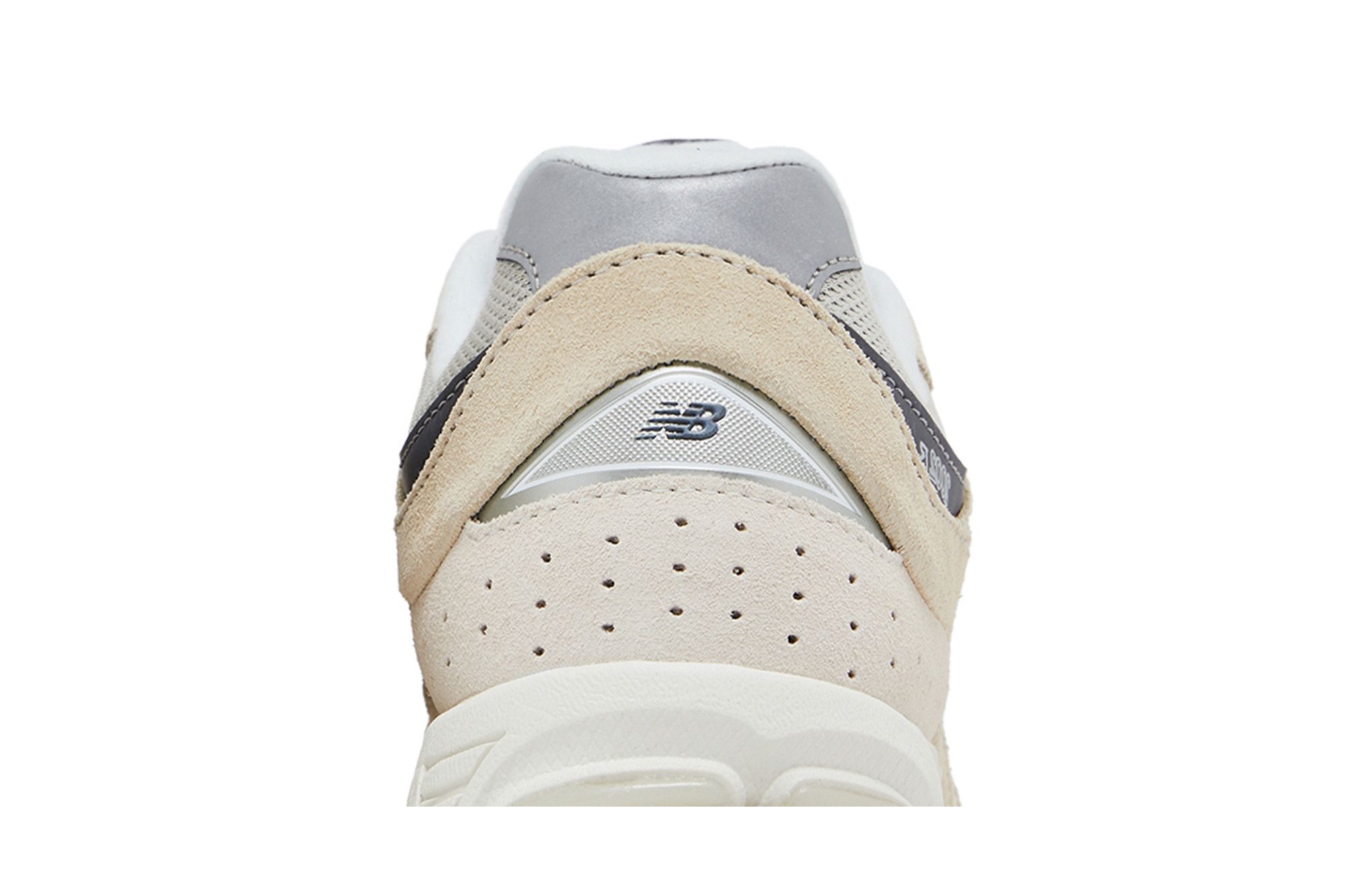 Sizing New Balance 2002R ''Magnete Arenaria'' M2002RFA