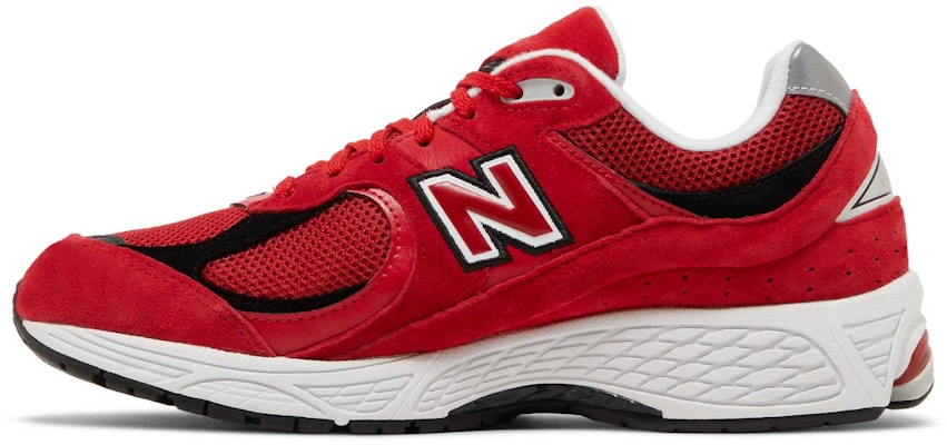 New Balance 2002R 'Merah Pasukan' M2002RDR Lookbook New Balance 2002R 'Merah Pasukan' M2002RDR