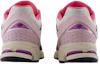 Lookbook New Balance 2002R「暮霧百香果」 U2002RTB