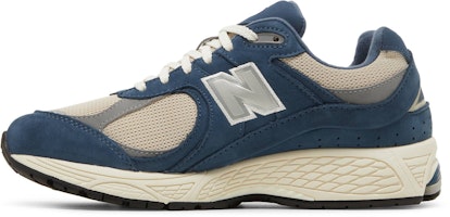 ニューバランス 2002R "ヴィンテージインディゴ" M2002RHR Lookbook ニューバランス 2002R "ヴィンテージインディゴ" M2002RHR