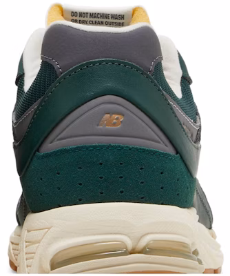New Balance 2002R 'Vintage Leather Pack - Green' M2002RVI Sizing New Balance 2002R 'Vintage Leather Pack - Green' M2002RVI