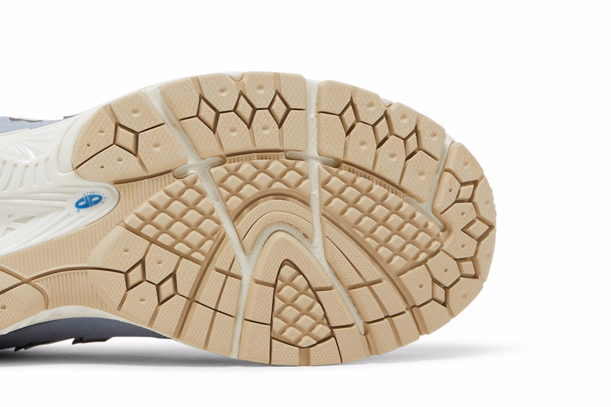 New Balance 2002R 'Wet Blue' M2002RSD