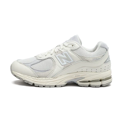 NB 2002R 'White/Sea Salt'
