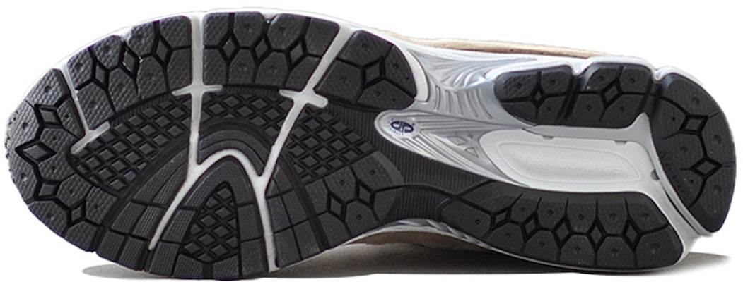 New Balance 2002R Beige Navy Biru ML2002R5 Shop New Balance 2002R Beige Navy Biru ML2002R5