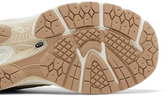 (New Balance) 2002R大童款‘原木狼蘑菇’ GC2002SI Purchase (New Balance) 2002R大童款‘原木狼蘑菇’ GC2002SI