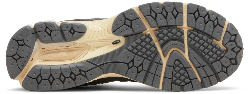 New Balance 2002R Hitam Kelabu Gelap M2002RHO Details for New Balance 2002R Hitam Kelabu Gelap M2002RHO