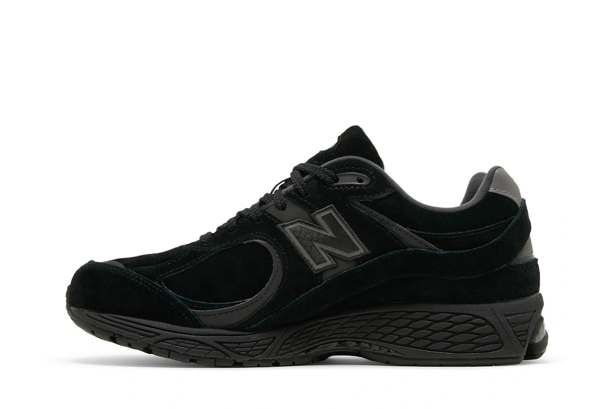 New Balance 2002R Black Green ML2002RO